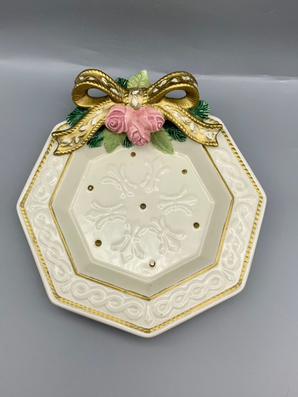 Fitz & Floyd "Winter Rose" 7.5 inch Octagon Dish with Gold Bow & Pink Roses